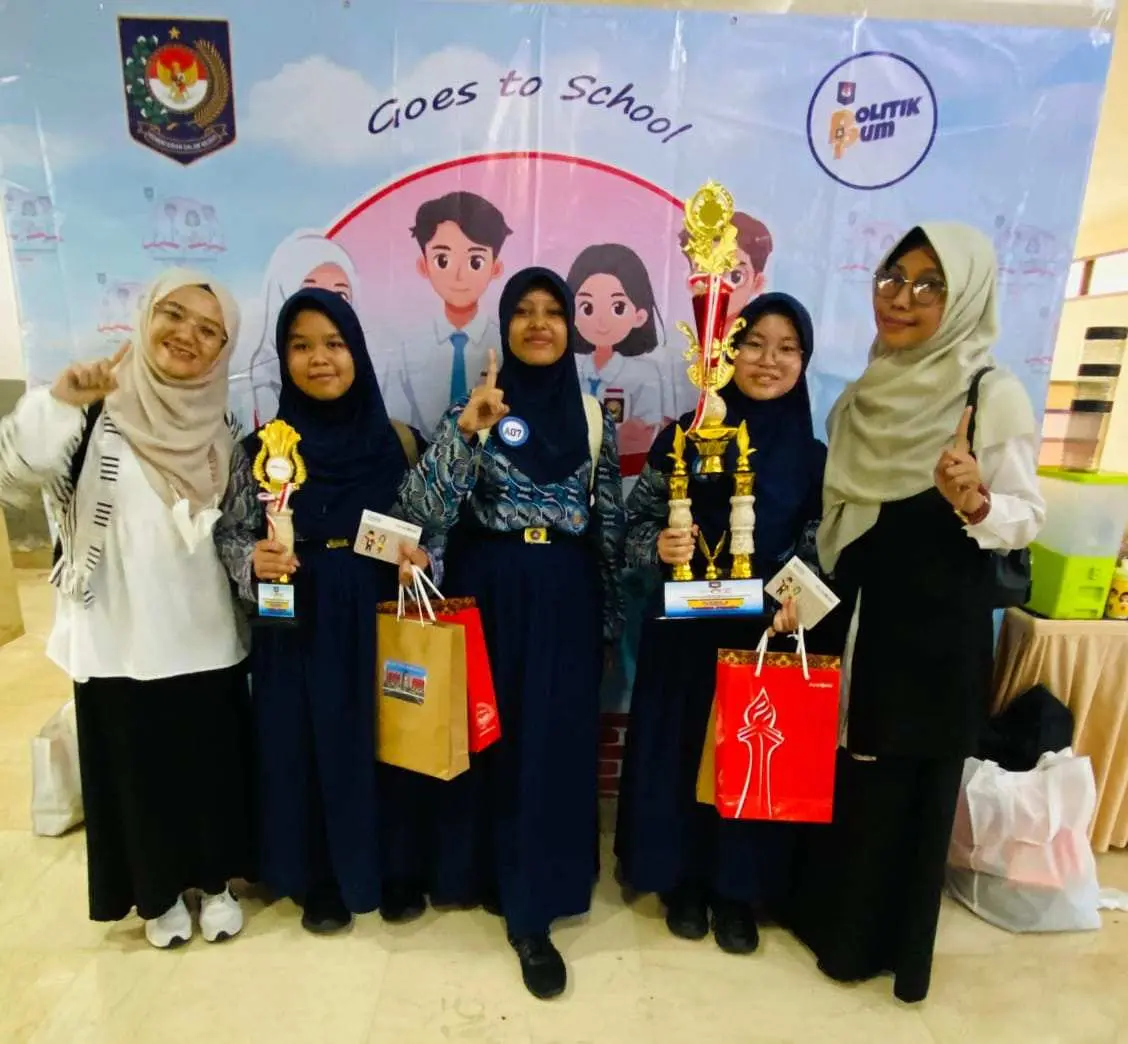 Dua Siswi SMPN 1 Cibinong Harumkan Bogor di Panggung Nasional