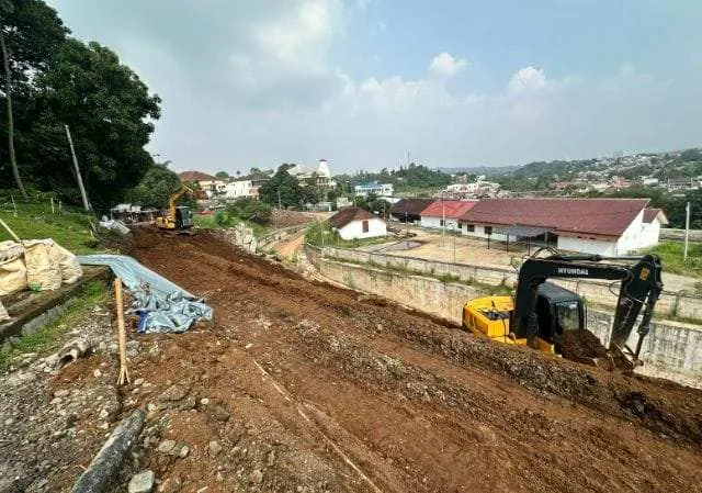 Jaga Konektivitas Antar Wilayah, Pemkot Bogor Akselerasi Penanganan Longsor Batutulis
