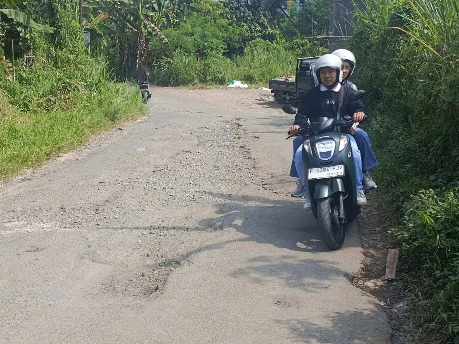 Belum Tersentuh Perbaikan, Jalan Cibeber–Kalongliud Tunggu Jadwal Pemeliharaan