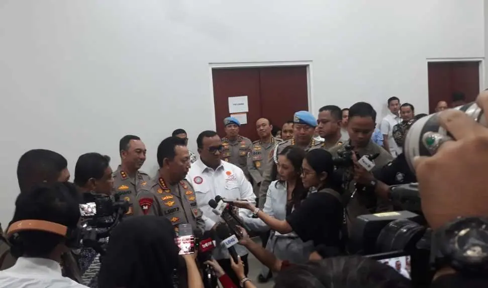 Kapolri Terima Penghargaan atas Dukungan Penyelesaian Persoalan Ketenagakerjaan