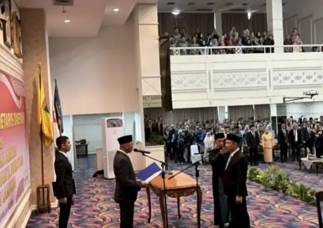 Gubernur Lampung Lantik Sekda Termuda, Marindo Kurniawan Catat Sejarah