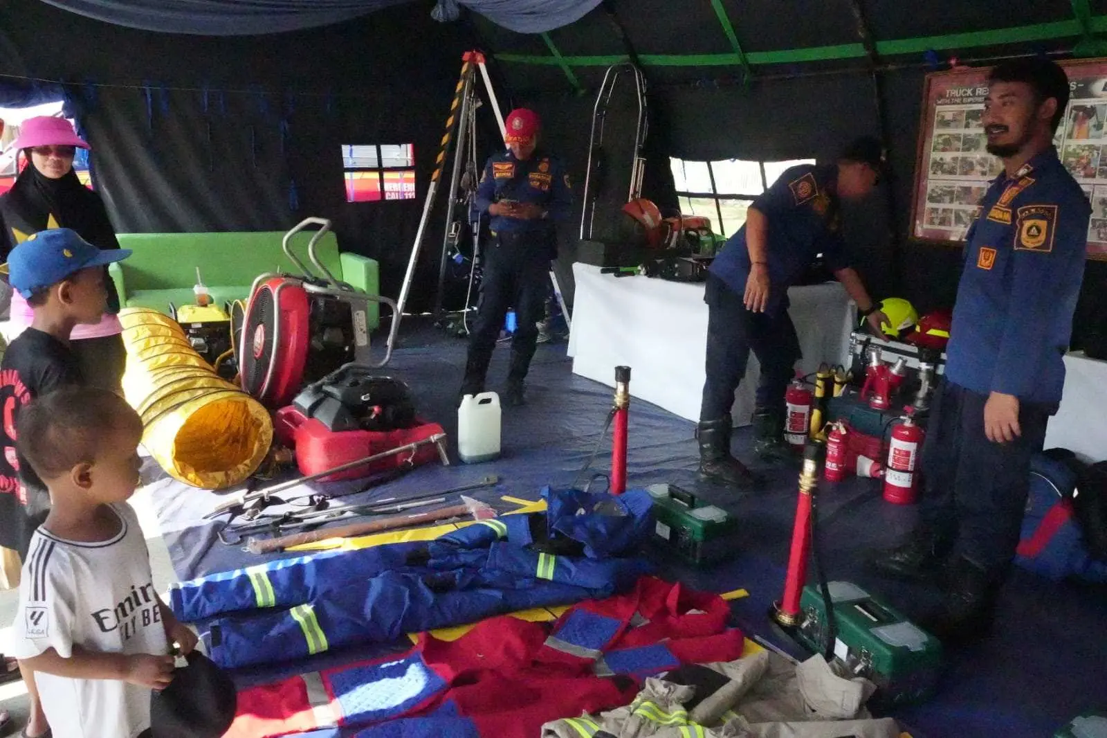 Damkar Bogor Edukasi Publik di Kabogorfest 2025