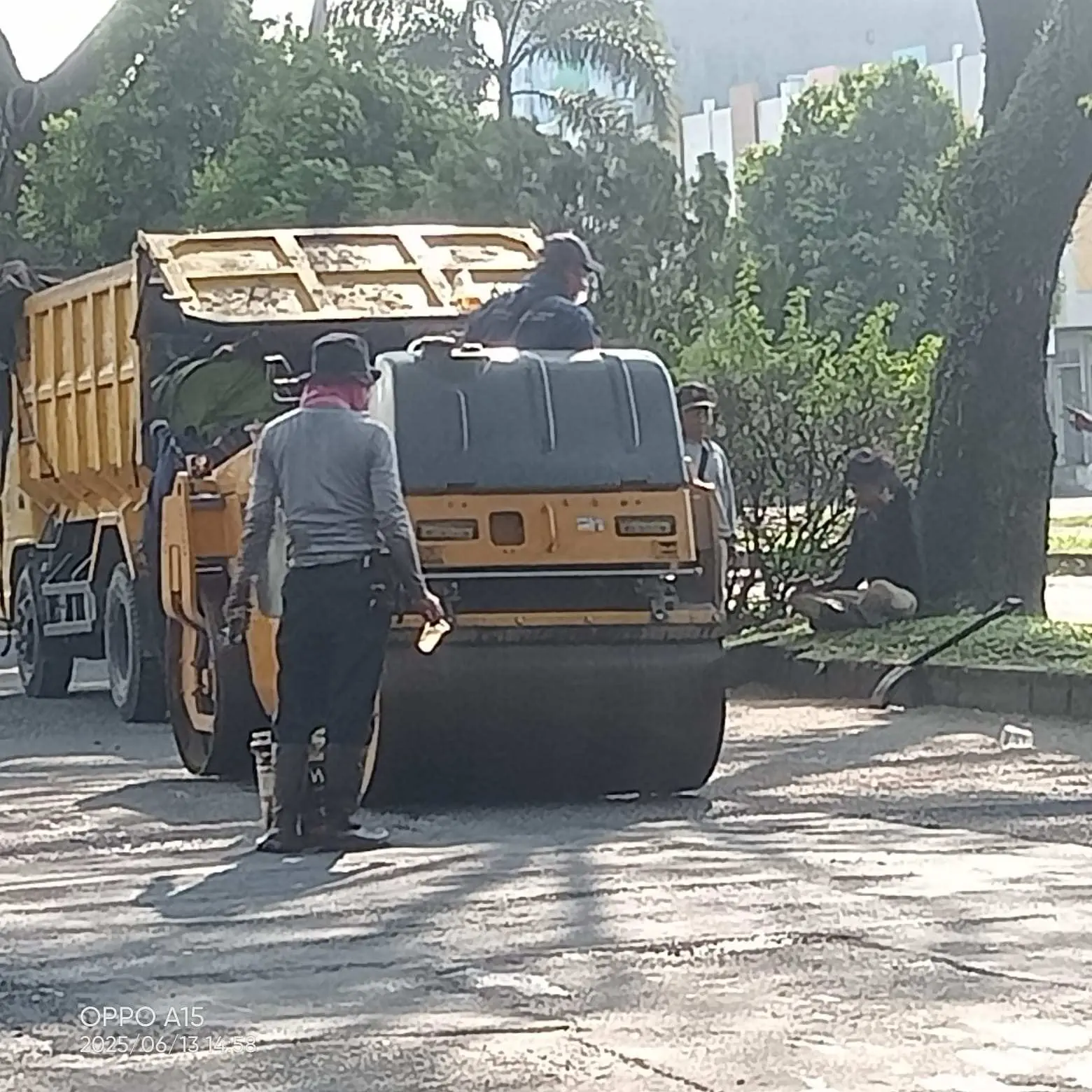 Tambal Sulam Jalan Bogor Cepat Rusak, Boros Anggaran?