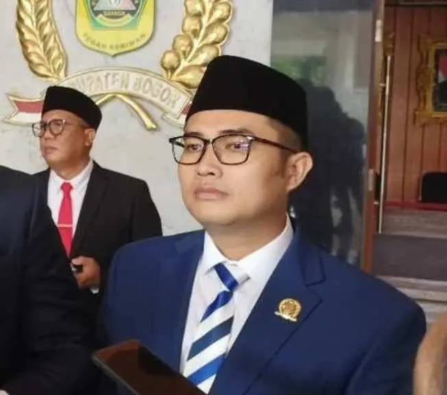 Terkait Penataan PKL, Ketua DPRD Kabupaten Bogor Sastra Winara Minta Pemkab Siapkan Tempat Relokasi