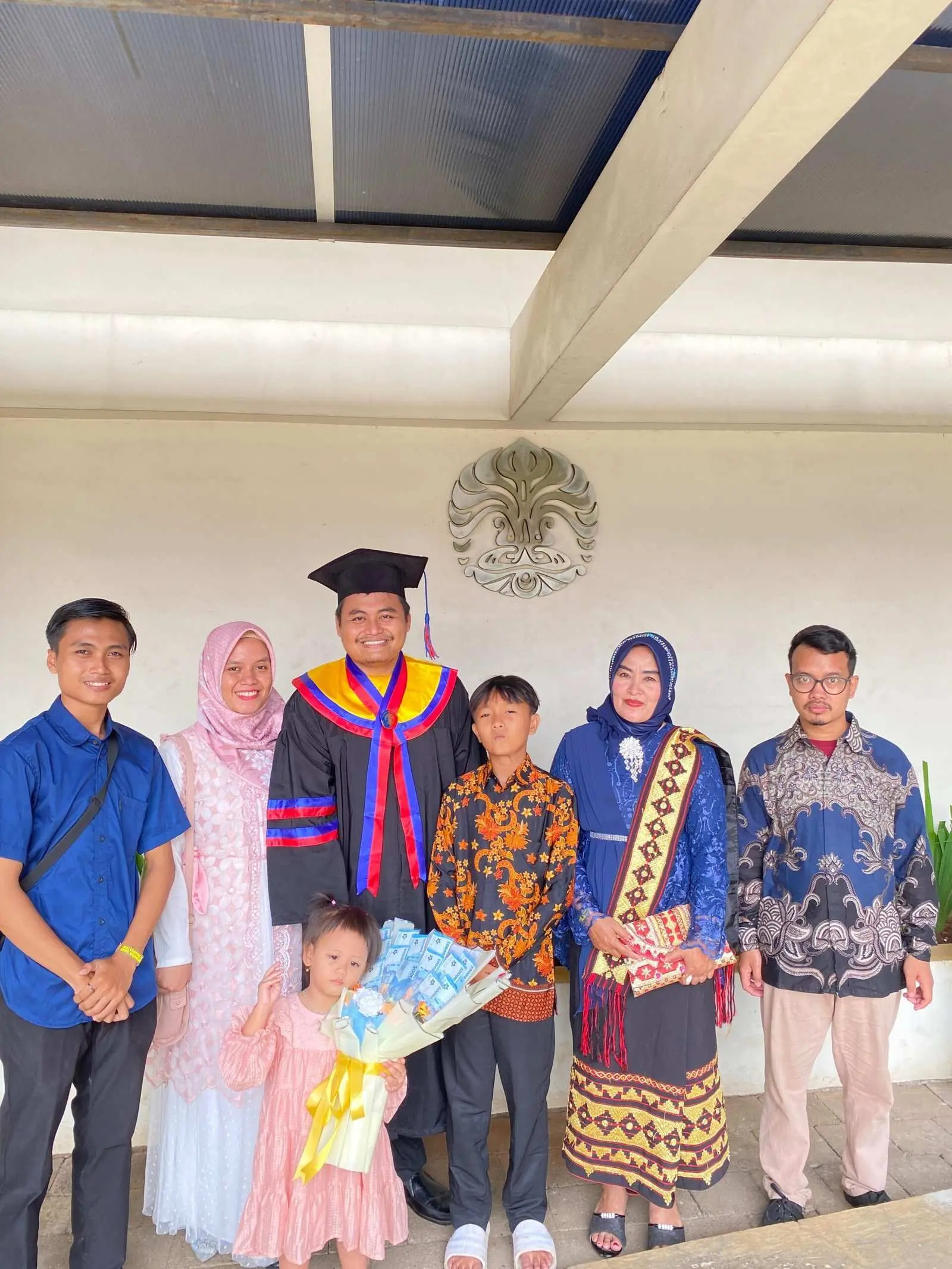 UI Catatkan Sejarah Wisuda 2433 Mahasiswa Dari Berbagai Fakultas