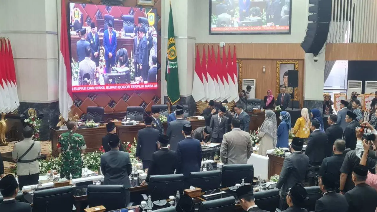 DPRD Kabupaten Bogor Resmi Umumkan Pasangan Rudy Susmanto -Jaro Ade Sebagai Bupati dan Wakil Bupati Terpilih