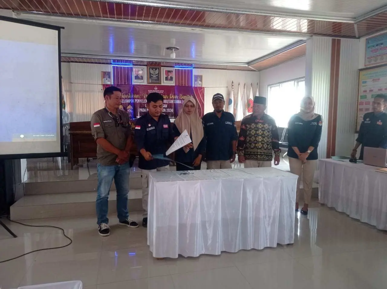 77 KPPS Dari 11 TPS Desa Kebagusan Diambil Sumpahnya