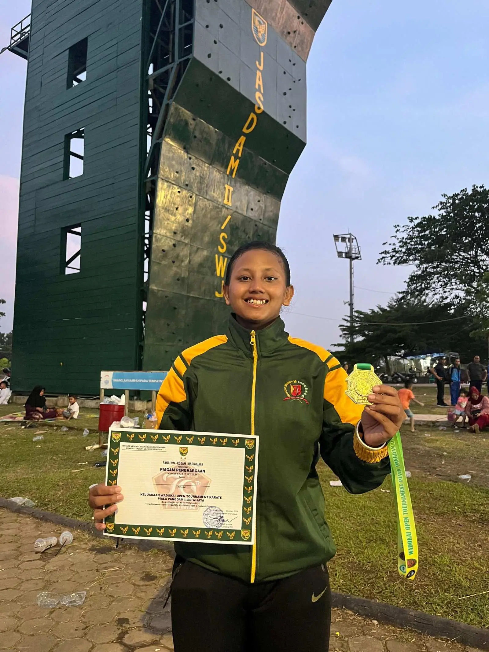 Karateka Pesawaran Indah Febriyani Raih Medali Emas pada Kejurnas Piala Pangdam II Sriwijaya