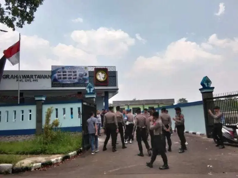 Ketua PWI Jabar Desak Polres Bogor Tangkap Pelaku Pengeroyokan Wartawan di Cibinong