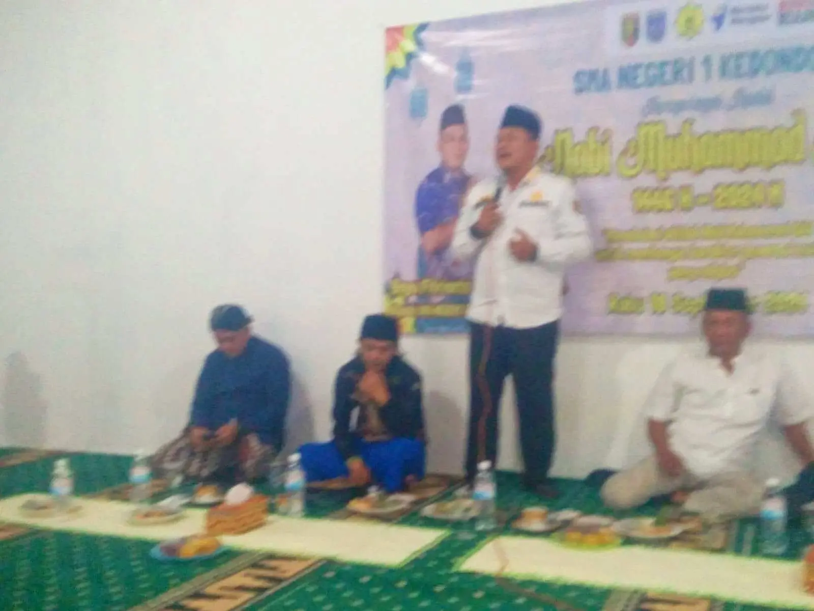 Irwan Rosa Camat Kedondong Acara Maulid Nabi Muhammad SAW Di SMAN 1 Kedondong