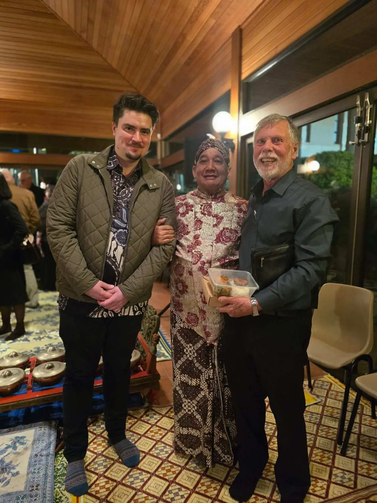 Kesenian Wayang Kulit Cerminan Budaya Indonesia