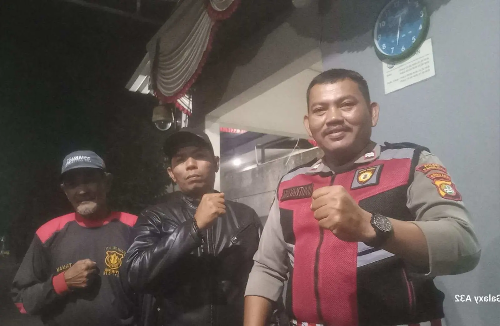 Patroli Dialogis Unit Samapta Polsek Pamulang Tingkatkan Keamanan di Perumahan Gria