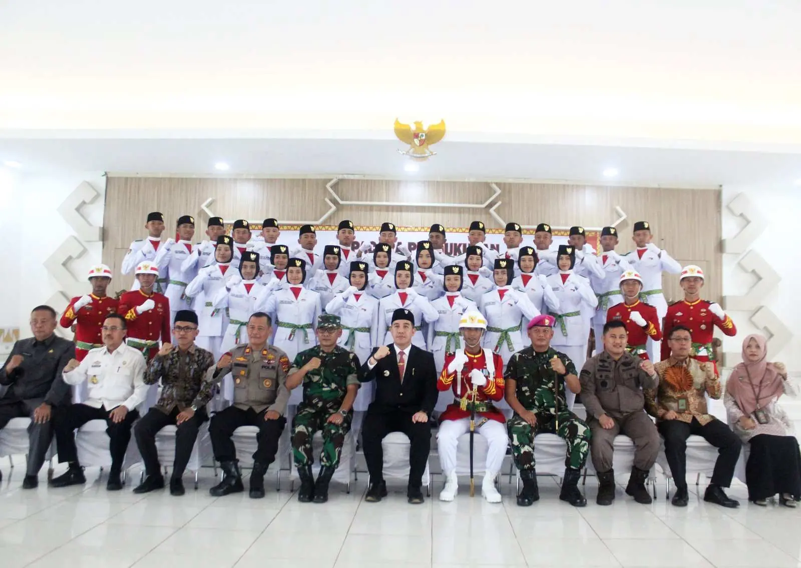 Danyonif 9 Marinir Menghadiri Pengukuhan Paskibraka Kabupaten Pesawaran