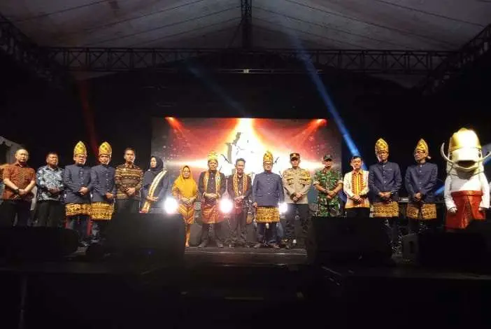 Komisi Pemilihan Umum (KPU) Mesuji melakukan peluncuran Maskot dan jingel jelang pemilihan Kepala Daerah (Pilkada) Pemilihan Bupati dan Wakil Bupati Mesuji tahun 2024 di Lapangan Desa Mekarjaya Kecamatan Tanjung Raya