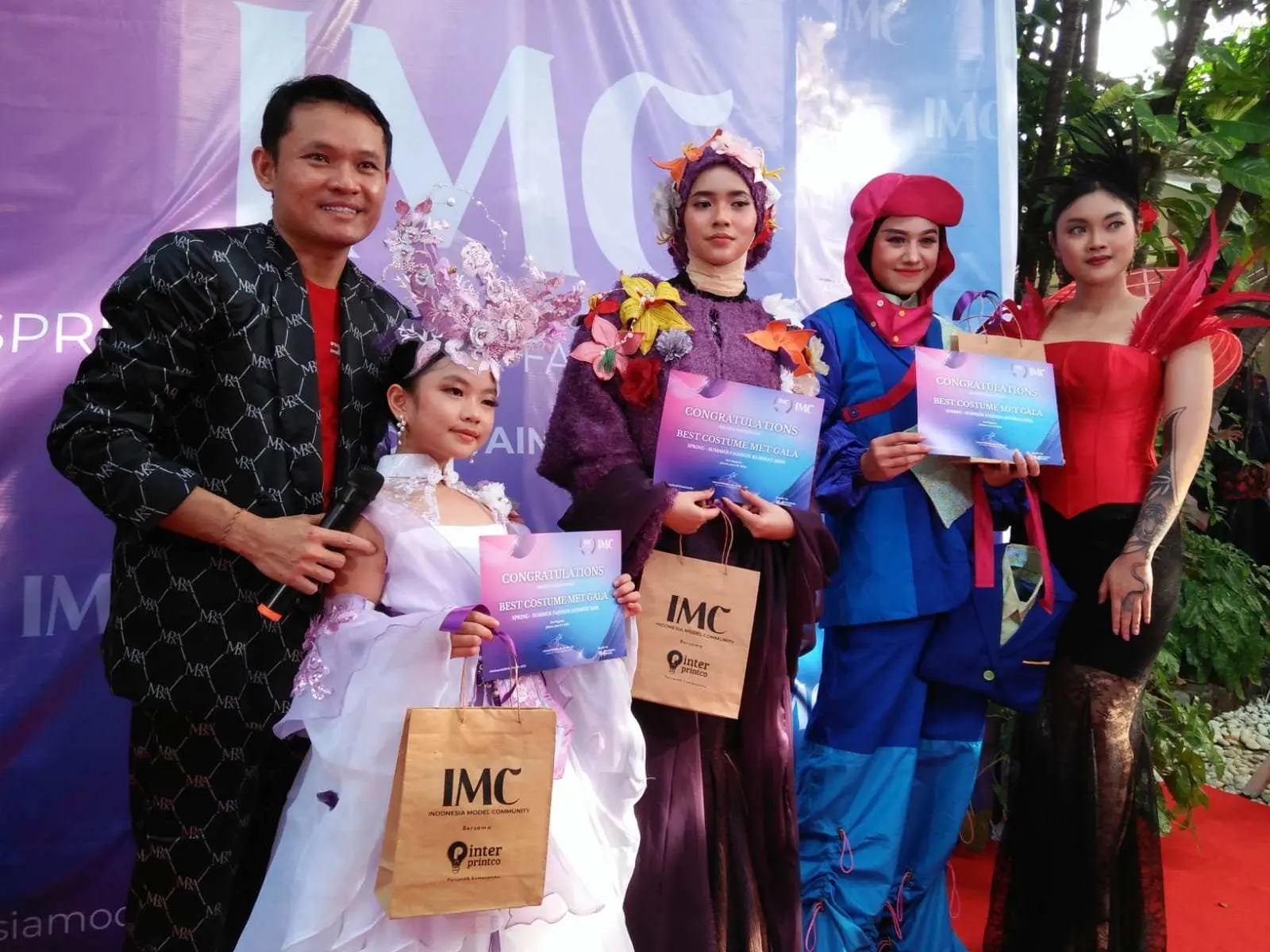 KESERUAN SPRING-SUMMER FASHION RUNWAY