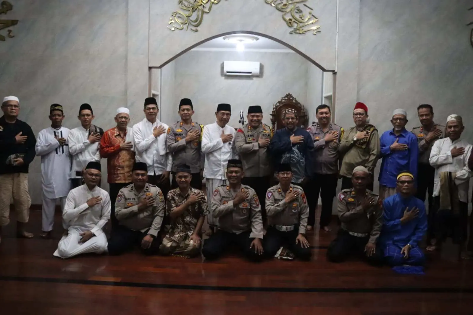 Subuh Berjamaah, Pesan kapolres Tangsel : Awasi Anak Dari Pengaruh Negatif Medsos dan Narkoba