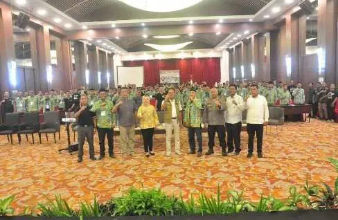 Peratin se-Kabupaten Pesisir Barat Ikuti Bimtek Program Smart Village 
