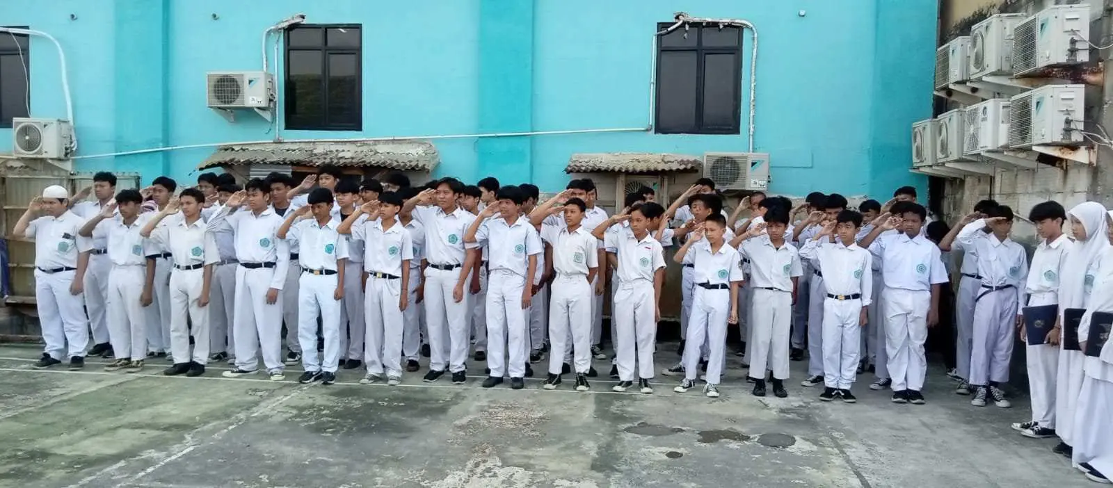 Police Go To School di SMP Darussalam Ciputat Kota Tangerang Selatan