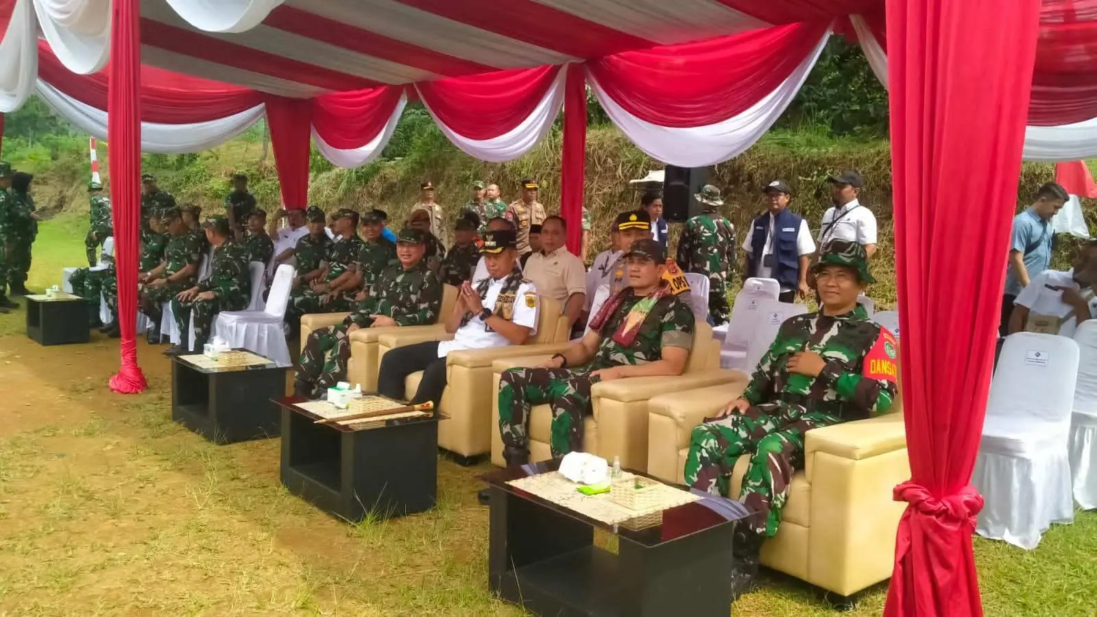 Pimpin Upacara Pembukaan TMMD ke-120, Pj. Bupati Kab. Bogor Dorong Masyarakat Tingkatkan Kegotong-royongan Bangun Desa