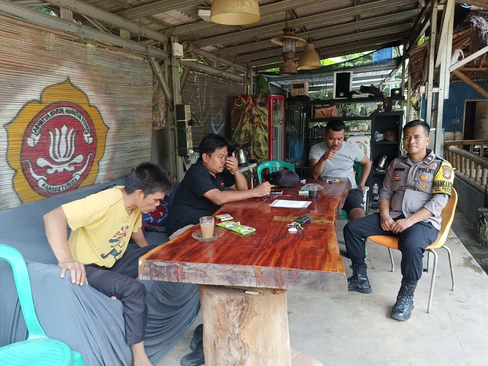 Hadirnya Bhabinkamtibmas, Untuk Memperkuat Sinergi dengan Warga dalam Menjaga Kamtibmas