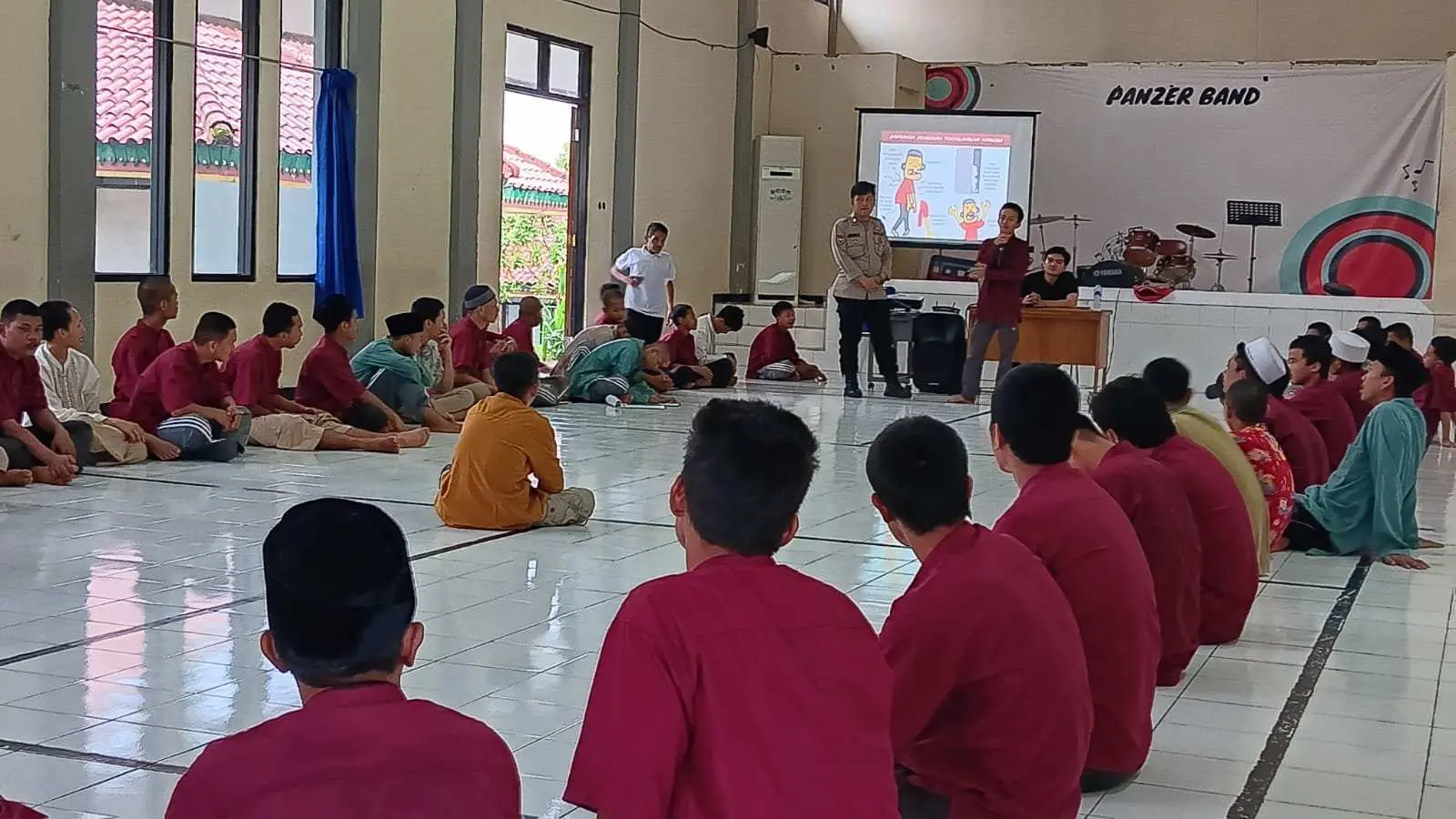 Pembinaan dan Penyuluhan Hukum “Anti Narkoba” bagi Remaja Binaan Oleh Sat Binmas Polres Tangerang Selatan