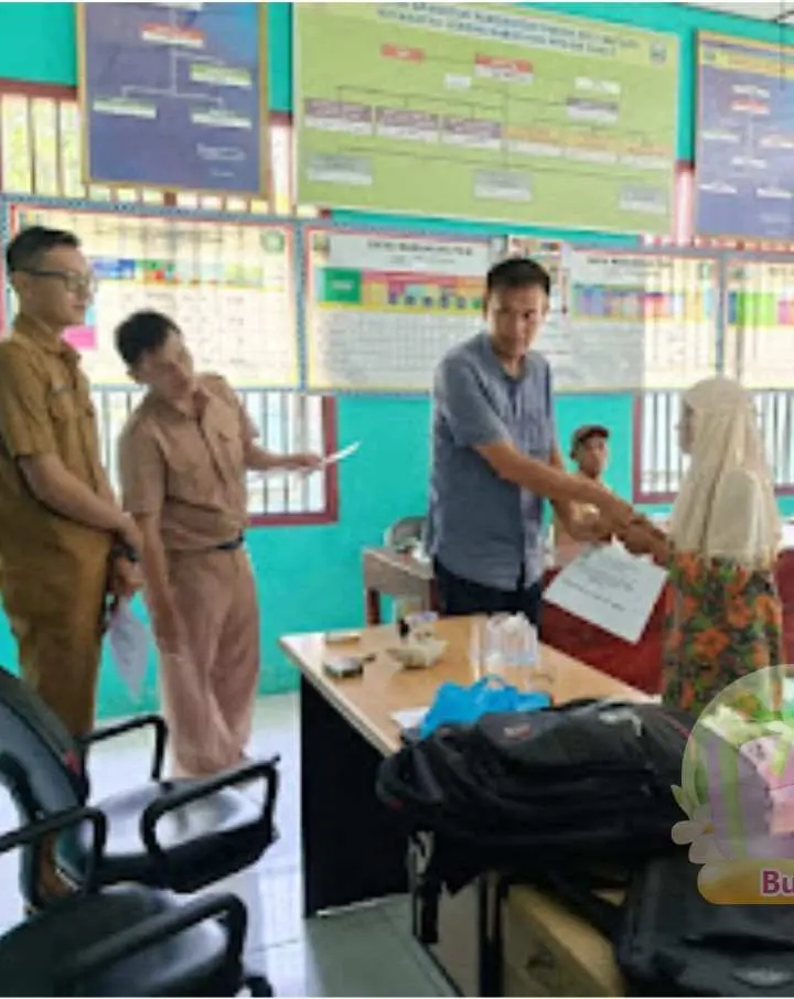 Peratin Way Batang Kecamatan Lemong Realisasikan BLT DD Tahap 1 Tahun 2024