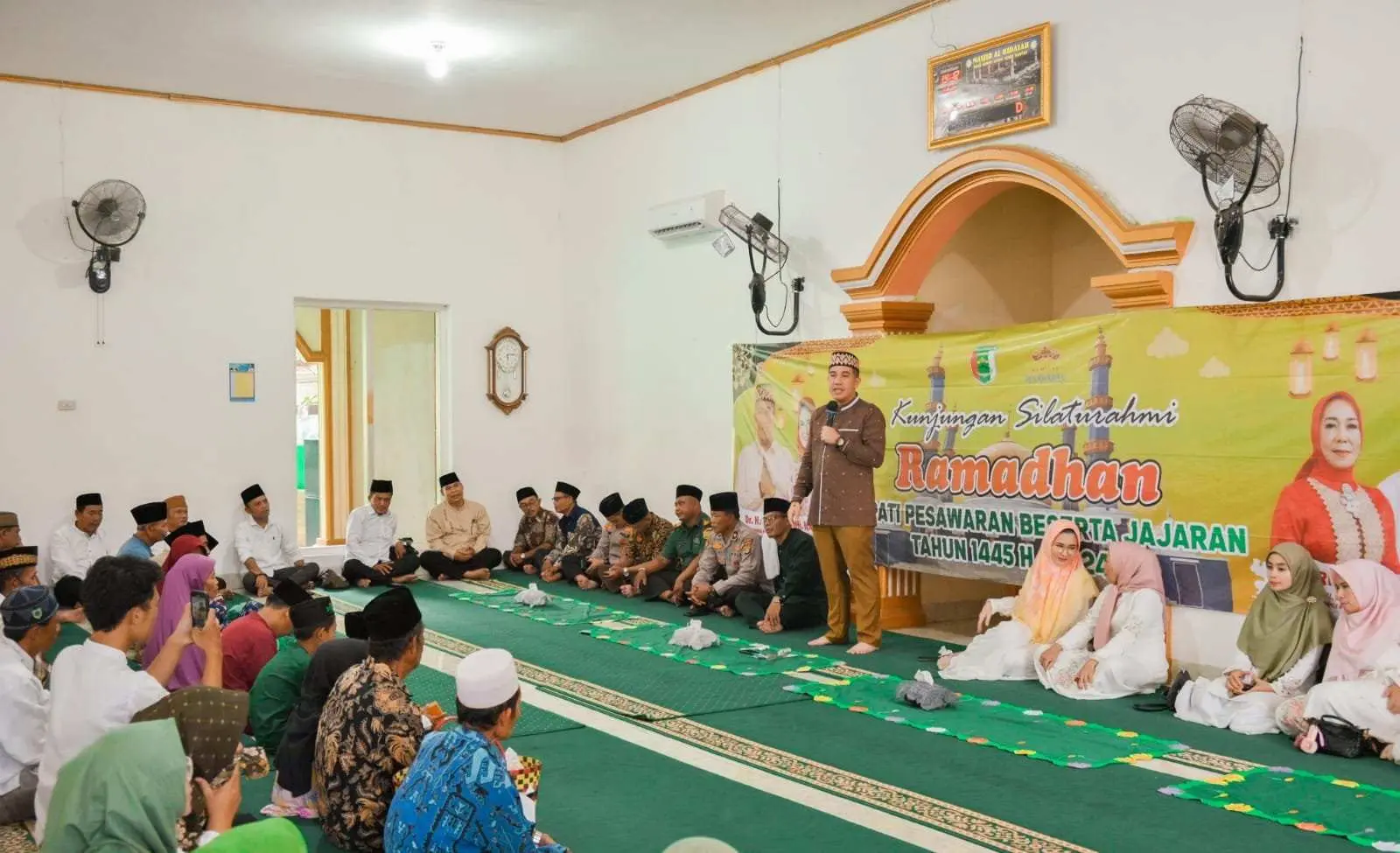 Bupati Pesawaran Silaturahmi Ramadhan Bersama Masyarakat Kecamatan Kedondong dan Way Ratai