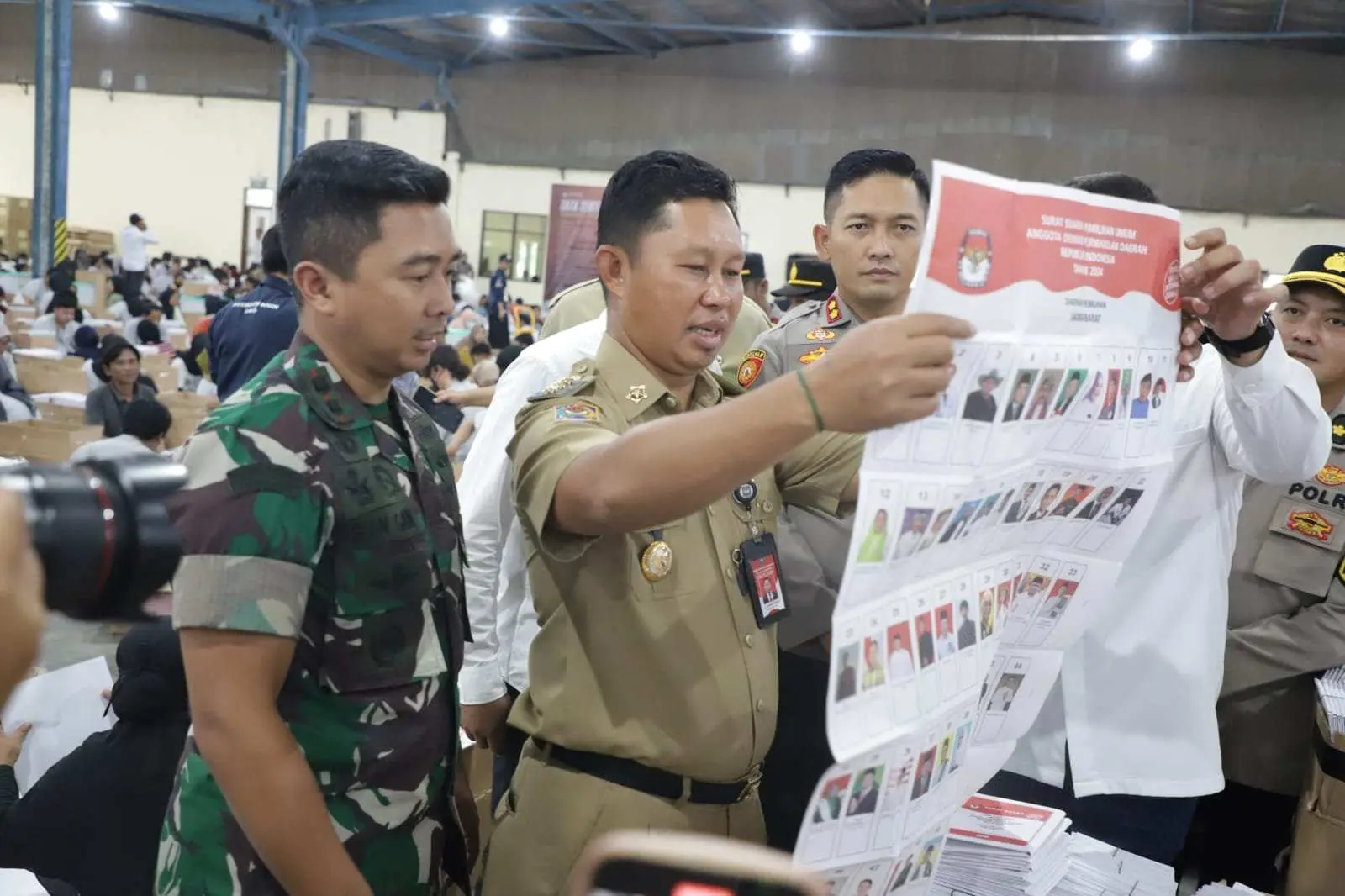 Kapolres Bogor Siap Kawal Ketat Pendistribusian Surat Suara Pemilu, Tambah Personil Jika Perlu