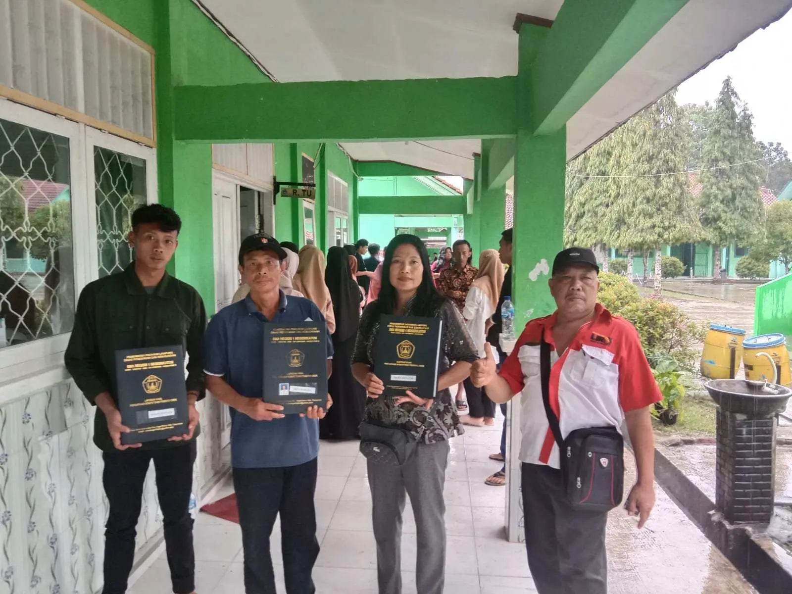 LSM LIRA Bantu Ijazah Ditahan Selama 5 Tahun Oleh Pihak Sekolah, LSM LIRA Lakukan Hal Ini 