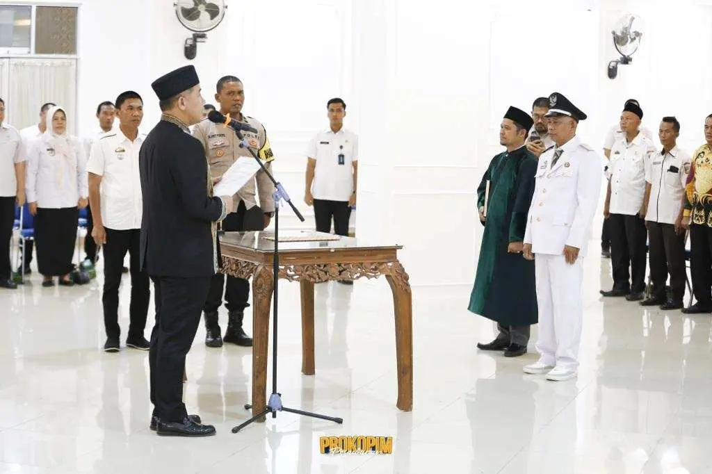 Lantik Pj Kepala Desa Dantar, Ini Pesan Bupati Pesawaran 