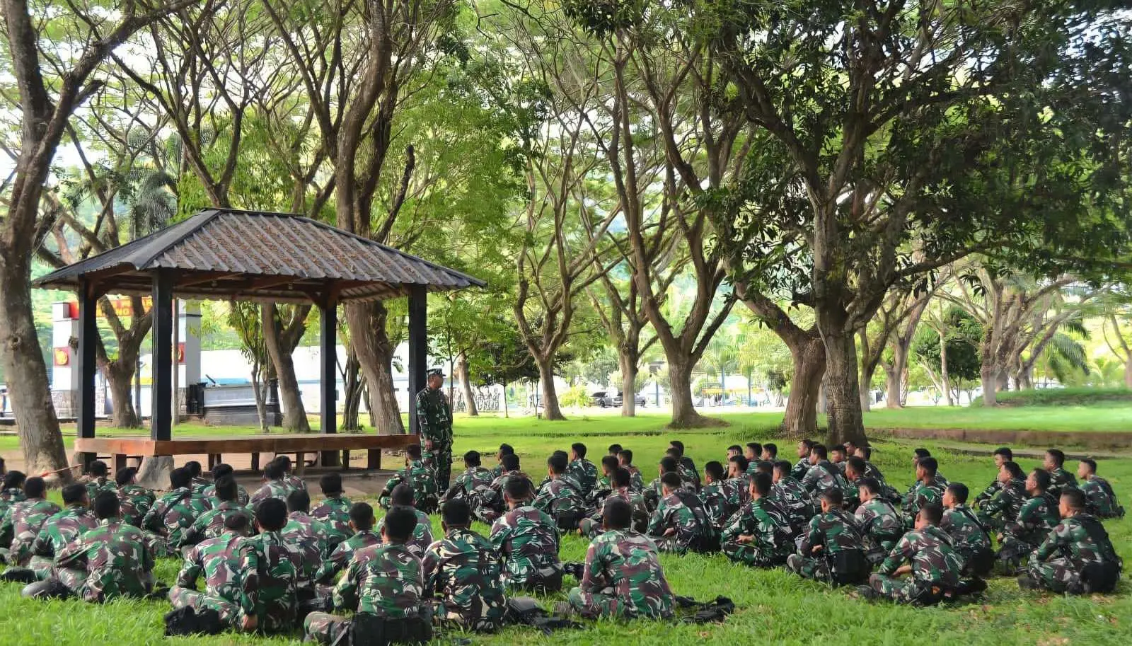 Danyonif 9 Marinir Beri Arahan Kepada Prajurit Satgas Pamtas RI-PNG Brigif 4 Marinir