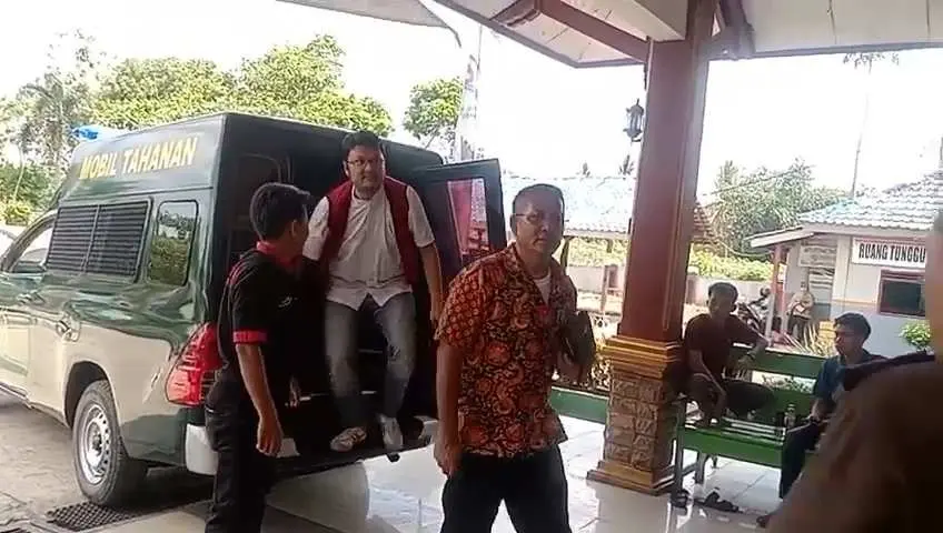 JPU Kejari Sukadana Tuntut Terdakwa Kasus Keterangan Palsu 2,6 Tahun Penjara 