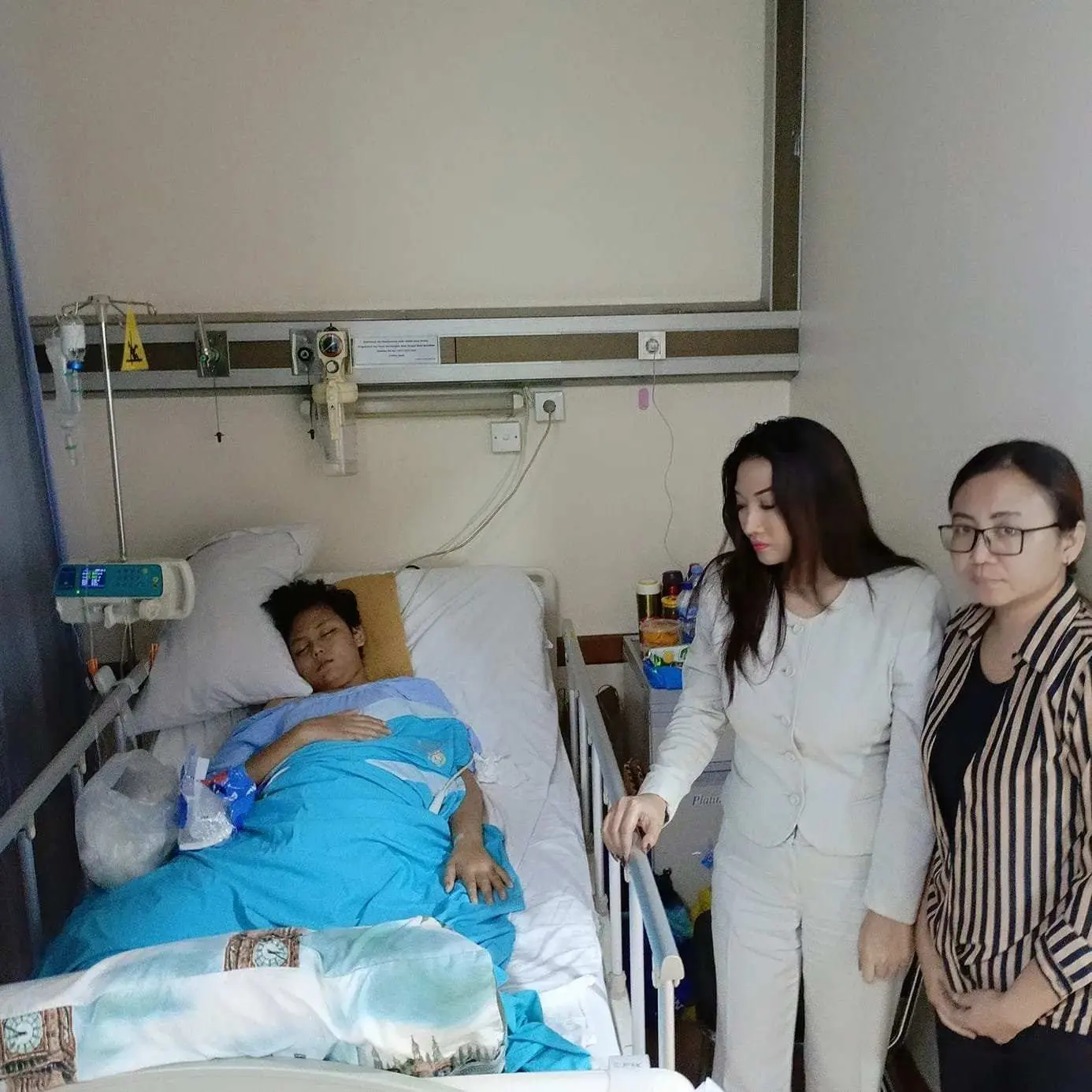 Advokat Mila Cheah Dampingi Korban Bullying Siswa SD di Bekasi Yang Kakinya Diamputasi