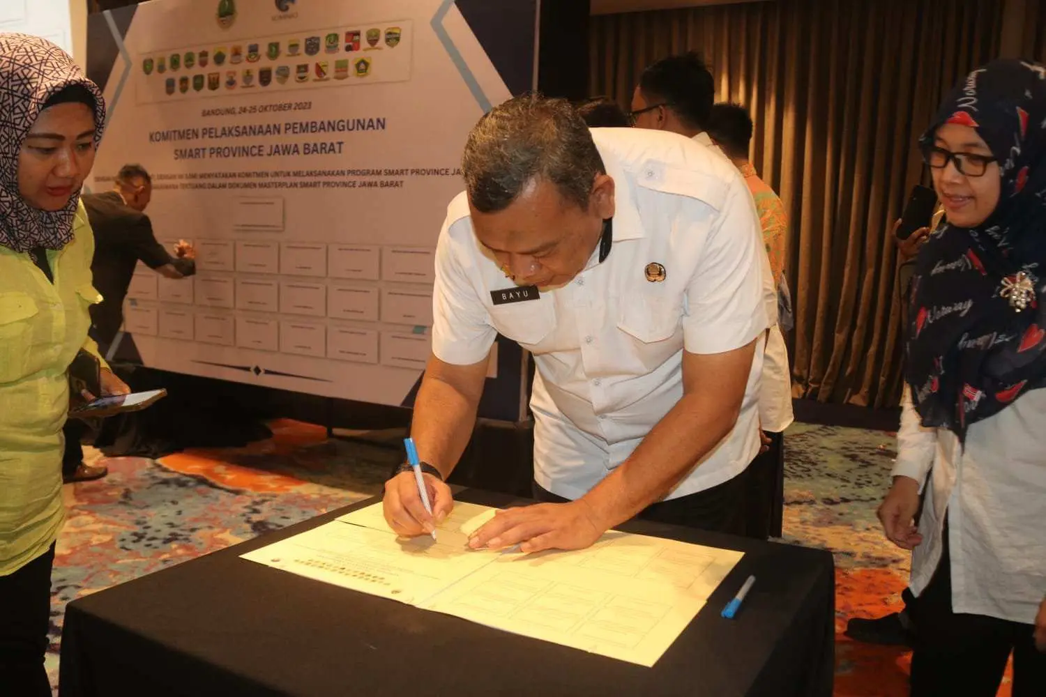 Pemkab Bogor Ikuti Penandatanganan Komitmen Bersama Dengan Pemprov Jabar dan Kabupaten/Kota se-Jabar