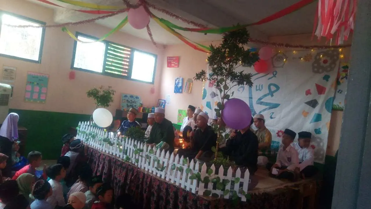 MI Alfalah Gelar Peringatan Maulid Nabi Muhammad SAW 1445 H