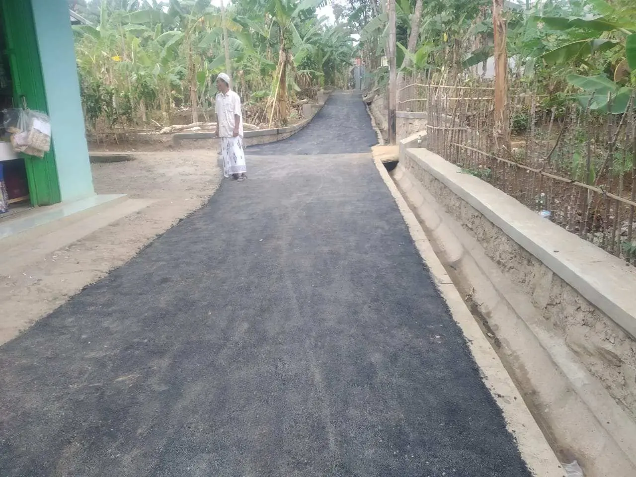 Desa Bitungsari Tuntas Bangun Sarana Jalan, TPT dan Drainase