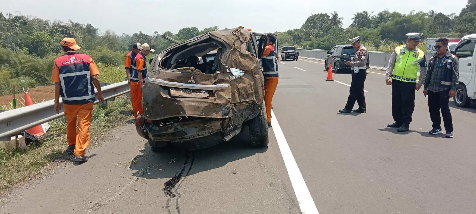 Kecelakaan Tunggal di Tol Bocimi Ternyata Ini Penyebabnya