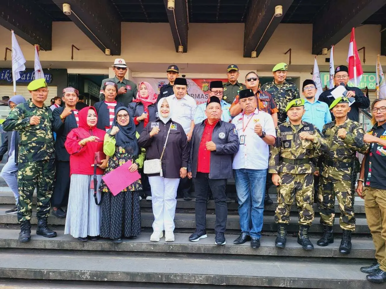 Forum Lintas Ormas ( FLO ) Provinsi DKI Jakarta Upacara HUT RI Ke 78 Tahun, Fahira Idris sebagai Pembina Upacara dan Dilakukan Deklarasi Damai Pemilu 2024