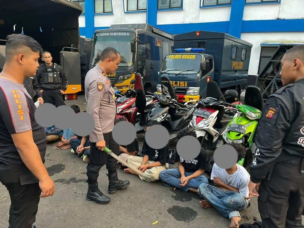Gangster Berkeliaran Disekitar Kandang Roda Diamankan Polisi