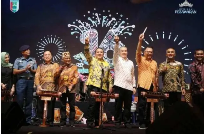 Malam Puncak Semarak Pesawaran Ke-16 Dihadiri Gubernur Lampung