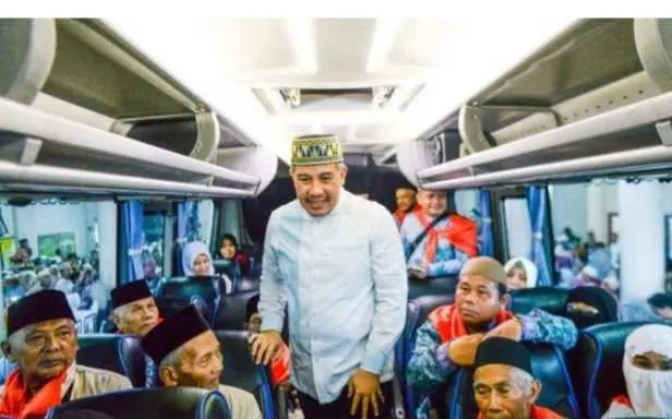 Dendi Ramadhona Lepas 130 Calo  Jemaah Haji Pesawaran