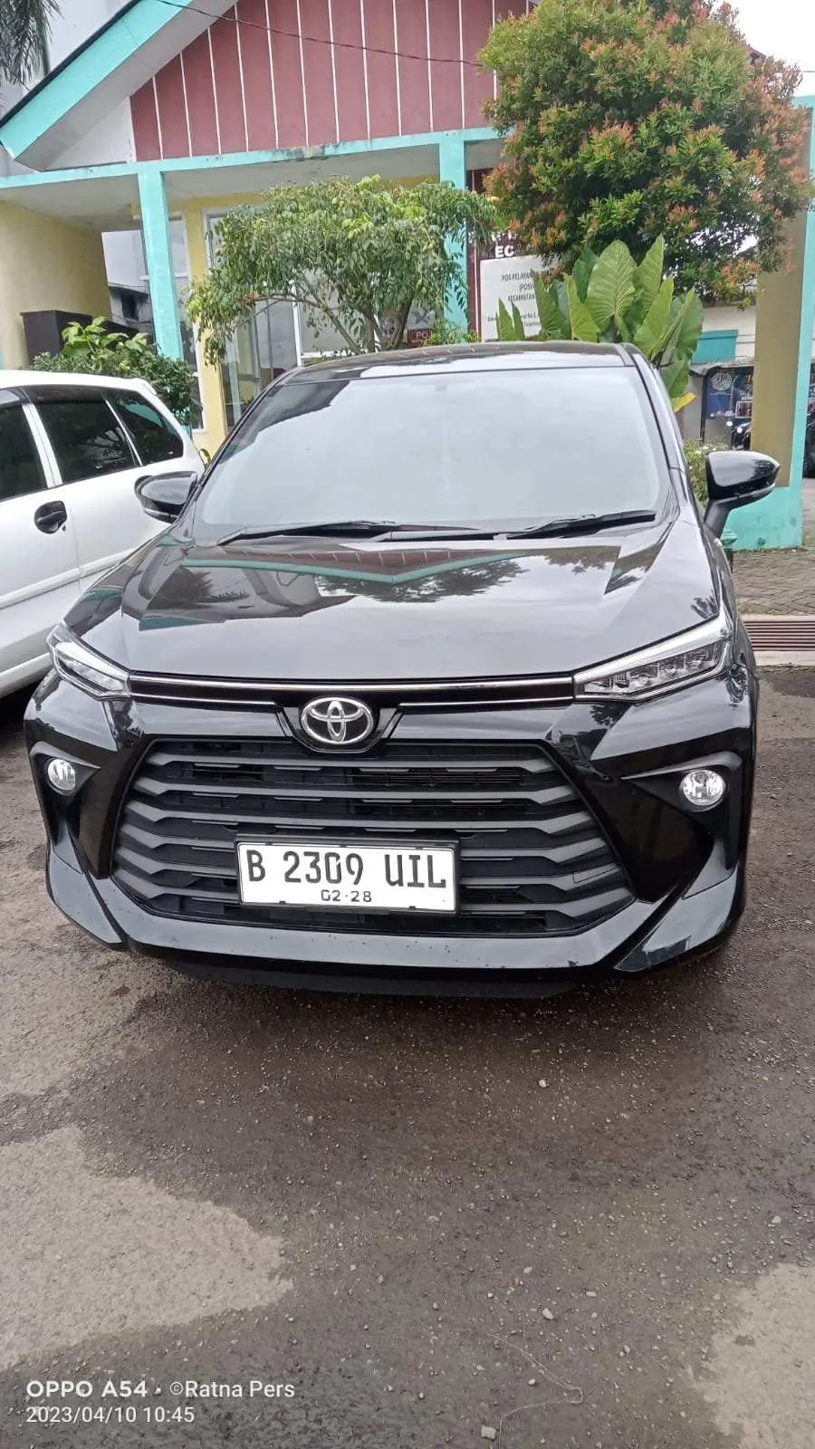 Warga Tangsel Heran, Mobil Dinas Lurah Camat Berplat Pribadi Atas PT.Satria Piranti