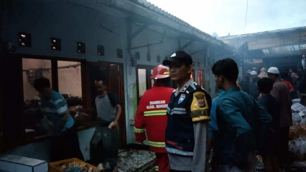 6 Kontrakan Hangus Terbakar di Ciawi, Kerugian Ditaksir Hingga Ratusan Juta Rupiah 