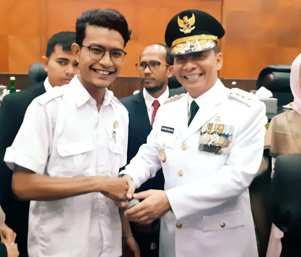 Dukung Pembangunan Nasional Pemuda Aceh Ini Dianugerahi Penghargaan WAA 