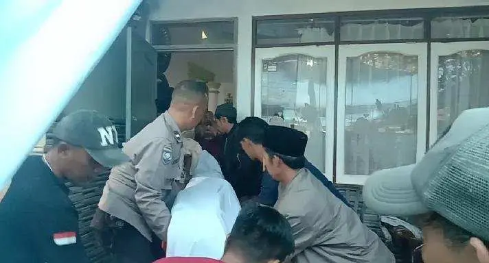 Hanyut Terbawa Arus, Pasutri Ini  Ditemukan Meninggal Dunia 