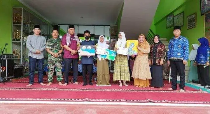 SMPN 17 Bandar Lampung Peringati Isra Mi’raj dan Pembagian Hadiah Lomba Da’i dan Kaligrafi