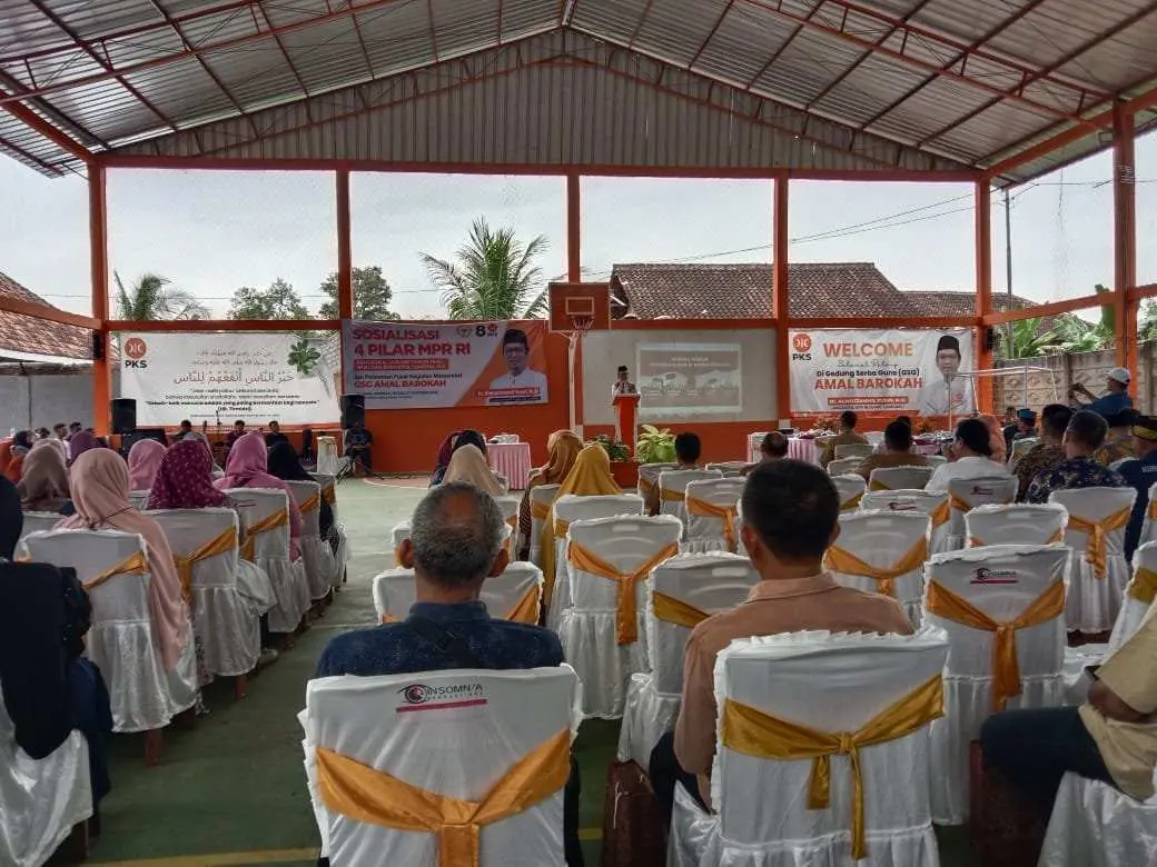 Anggota DPR RI Dr. Almuzzammil Yusuf, Sosialisasikan 4 Pilar di Desa Kurungan Nyawa