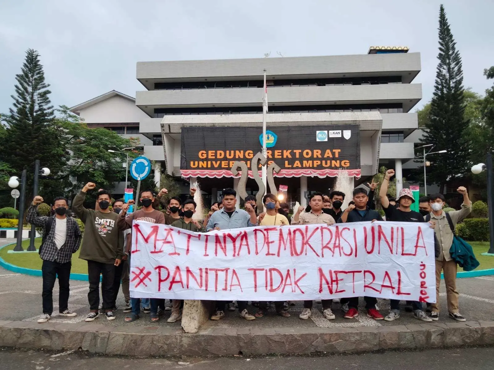 Dinilai Curang, Ratusan Mahasiswa UNILA Tuntut PEMIRA Diundur