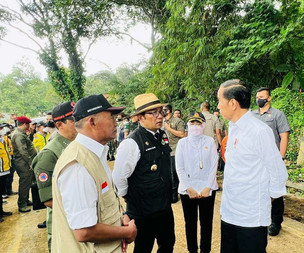 Kunjungi Lokasi Gempa Cianjur, Presiden Instruksikan hal Ini
