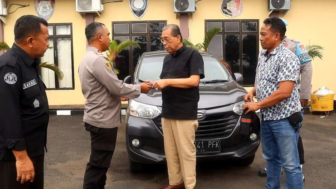 Pelaku Penggelapan Mobil Warga Jakarta Diamankan Polres Pesawaran